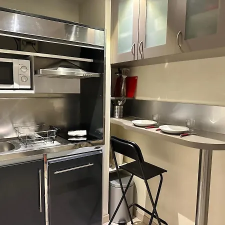 Apartment 100 M Gare